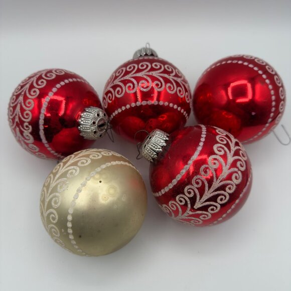 Vintage Lot Jumbo West Germany Mercury Glass Christmas Ornaments Round Red White - Picture 7 of 16